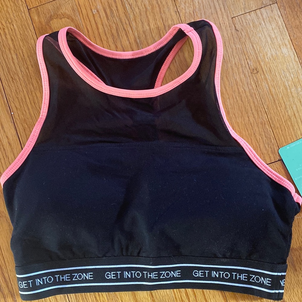 NWT sport bra